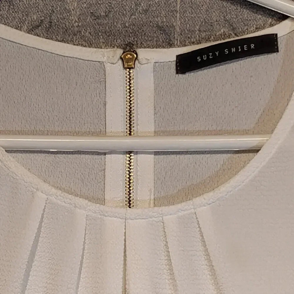 Suzy Shier Creamy White Long Sleeve  Cuffed Scoop Neck Tunic Size XS - Picture 3 of 13